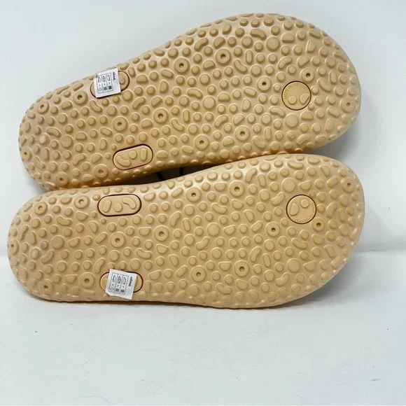 Allbirds Beige Sandals - Picture 5 of 9